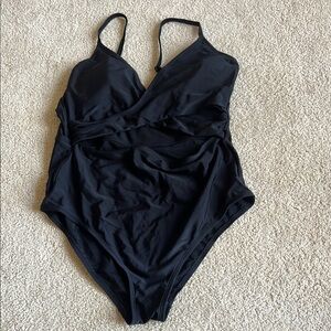 Elegant Black Women's Swimsuit